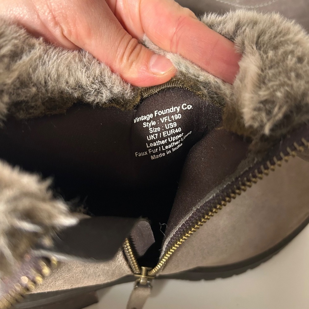 Vintage foundry women's Jeanette leather suede boots olive faux fur lined size 9 - Picture 7 of 10